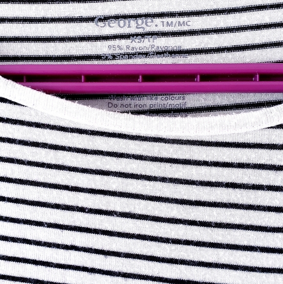 Black and white striped long sleeve shirt - Picture 2 of 3